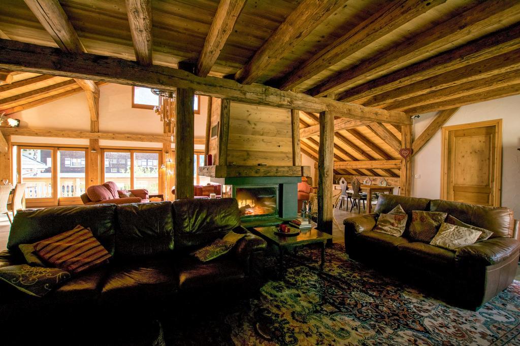 Abondance La Ferme Du Chateau מראה חיצוני תמונה