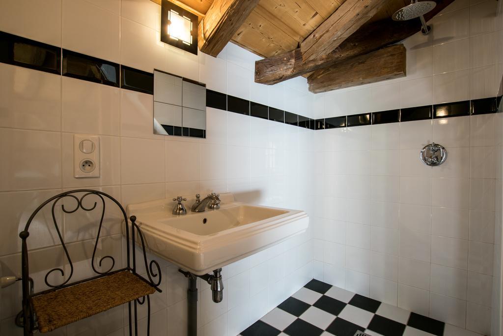 Abondance La Ferme Du Chateau מראה חיצוני תמונה
